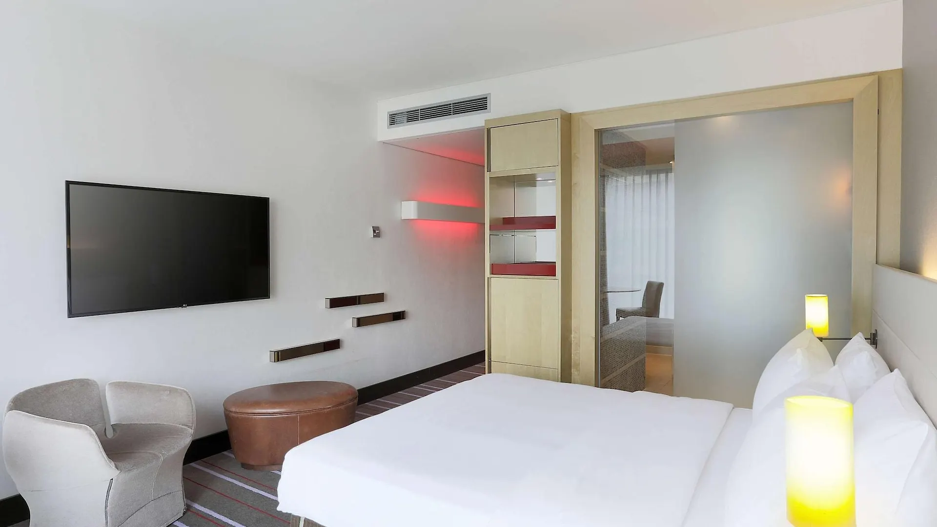 Radisson Blu Media Harbour Hotel, Duesseldorf 4*, Düsseldorf Germania